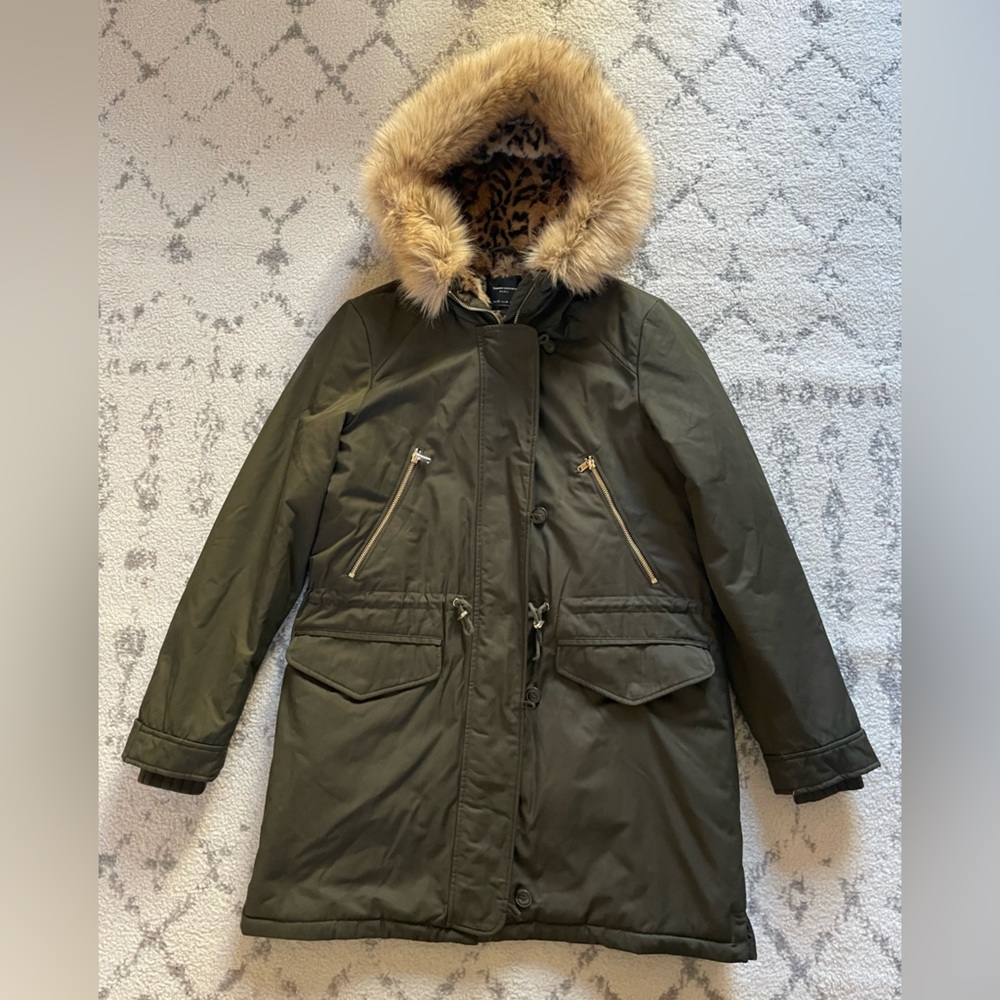 Zara winter coat. Perfect condition, like new. Size M woman